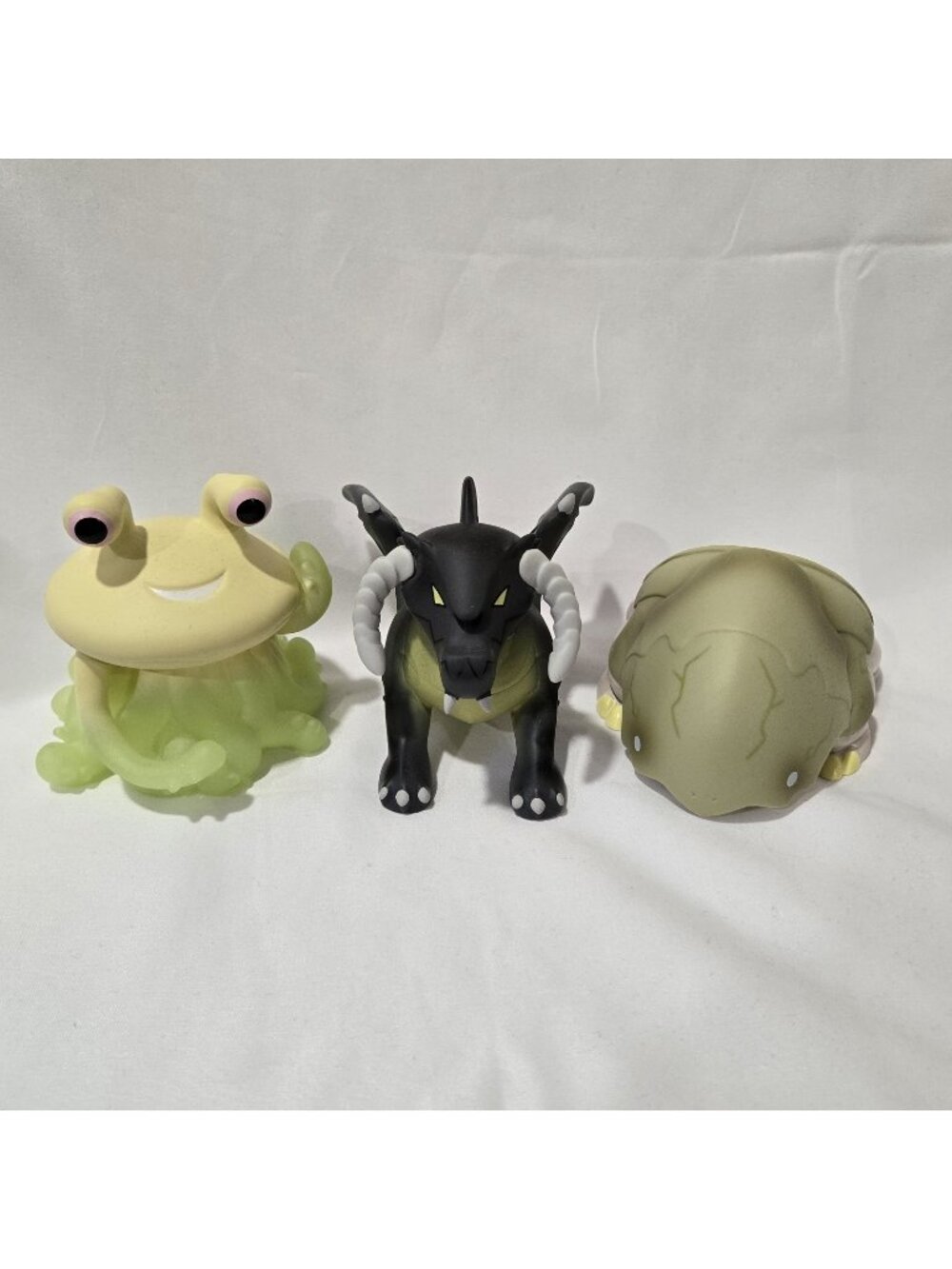 Dungeons And Dragons Lot Of 3 Adorable Figures Black Dragon, Flumph, Bullette